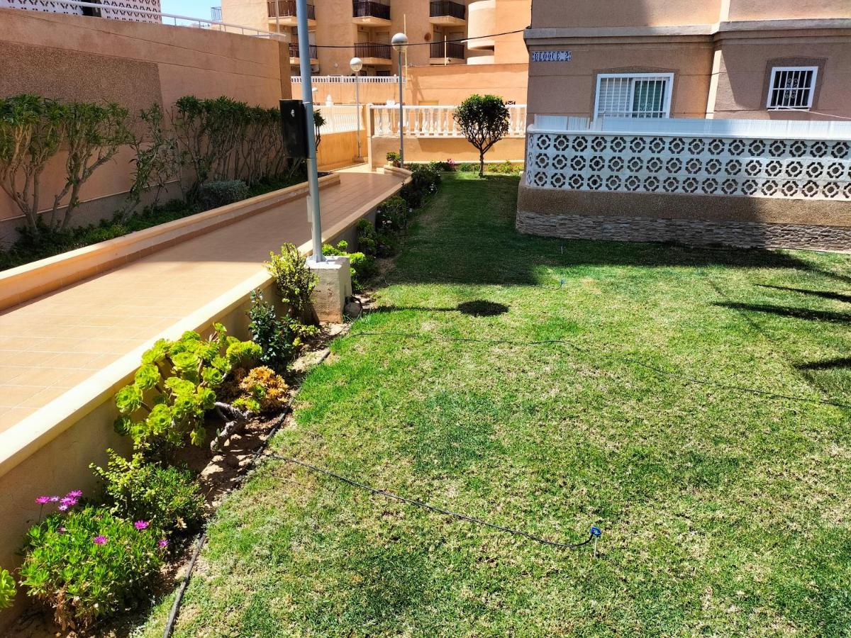 Lomas Del Mar Torrevieja Sobre El Mediterraneo Екстериор снимка